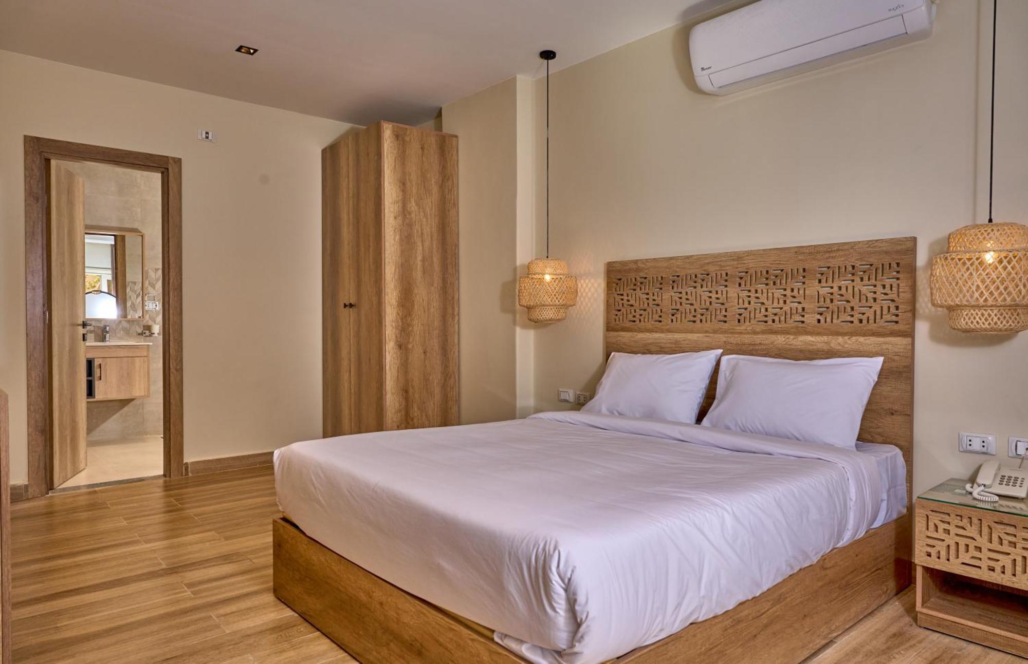Lotus Inn Kafrat al Jabal Luaran gambar
